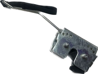 Rear seat unlocking bracket with black strap MG3 MY18 ZS