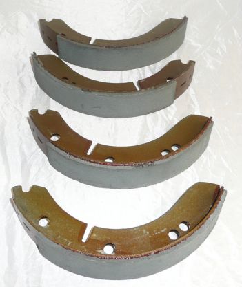 Brake shoe set  TD/TF (4) *SUR50*