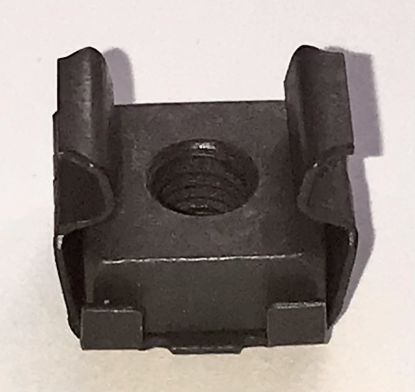 Cage nut 10-32 for screen support MGA