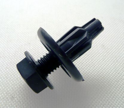 PLASTIC CLIP