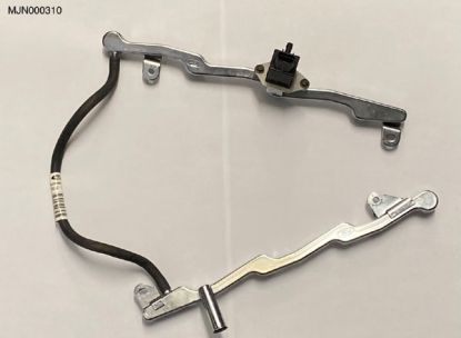 Fuel rail (no injectors) R75 V8 ZT 260