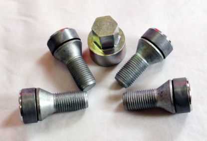 Locking Wheel Nut Set MG6 GT Magnette