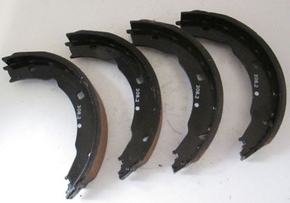 Brake shoe set (4) rear inner ZT260/Rover V8