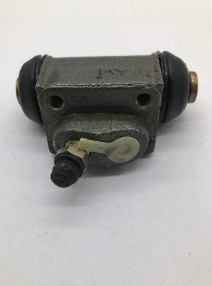 REAR WHEEL CYLINDER RH R25 R45 ZS ZR