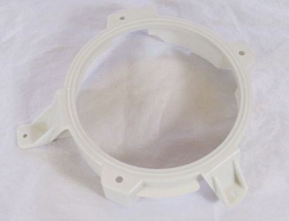 Bracket speaker front LH R75 ZT
