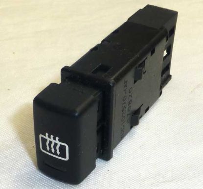 SWITCH HEATED REAR WINDOW LATE