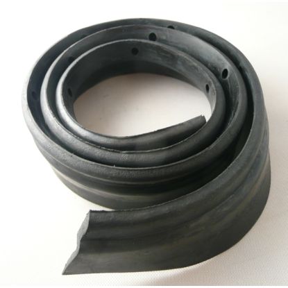 FRONT LH SPLASH PNL SEAL-OE