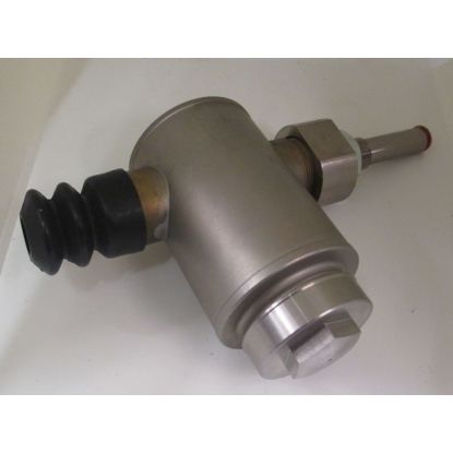 TA-TB  Brake Master cylinder 3/8  BSF outlet