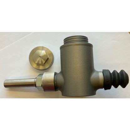 TC master cylinder & tailpiece (7/16 UNF outlet)