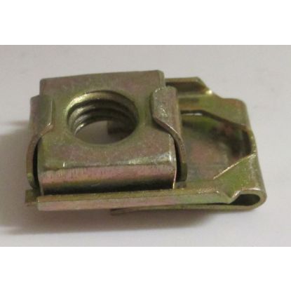 CAPTIVE NUT