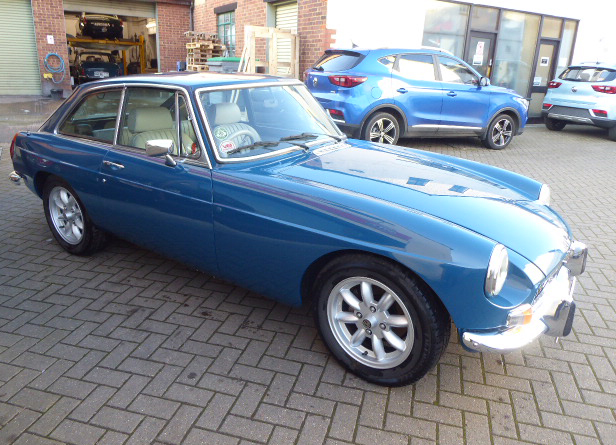 MGB GT V8