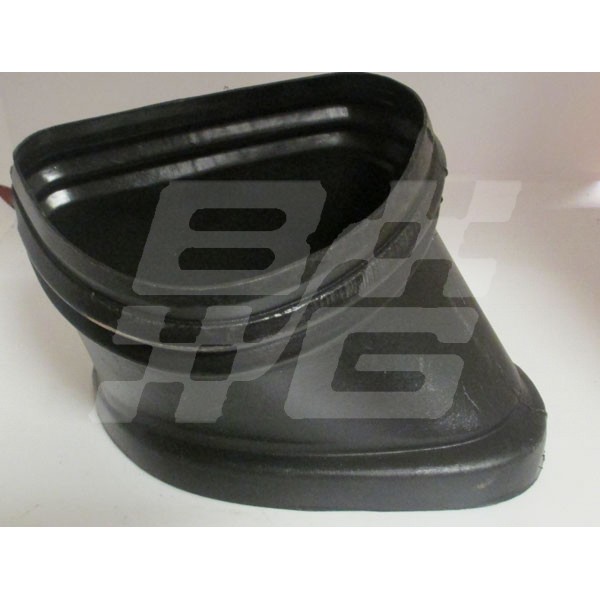 Image for DUCT AIR INTAKE RH